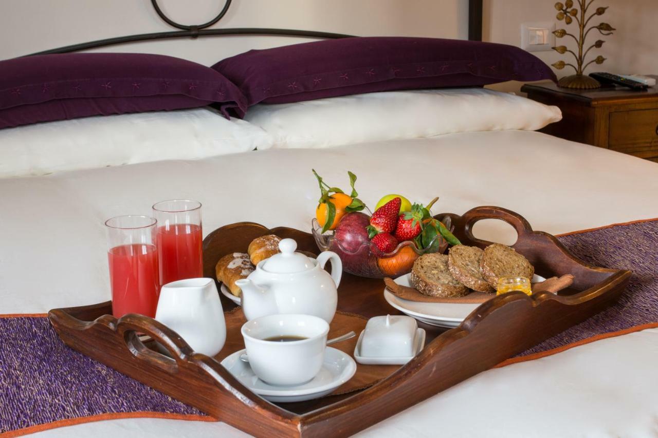 Le Terrecotte Bed & Breakfast Sutri Exterior photo